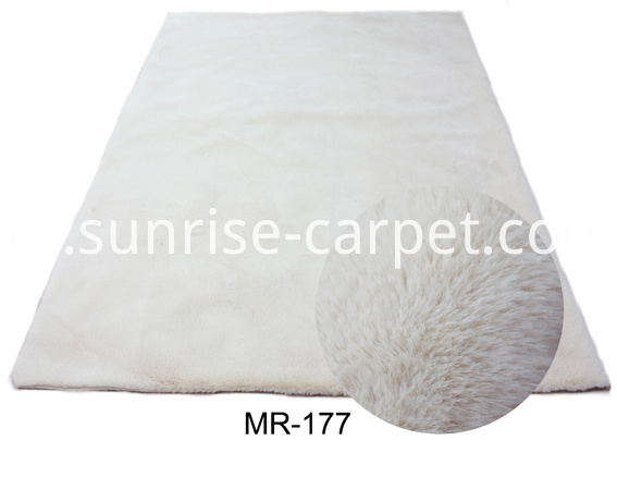 Όμορφη πλαστική γούνα beautiful faux fur